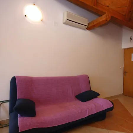 Jezera 5121b Apartamento Tisno