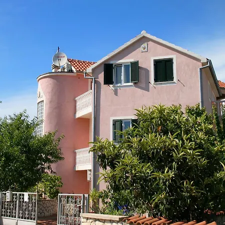 Apartment Jezera 5121b