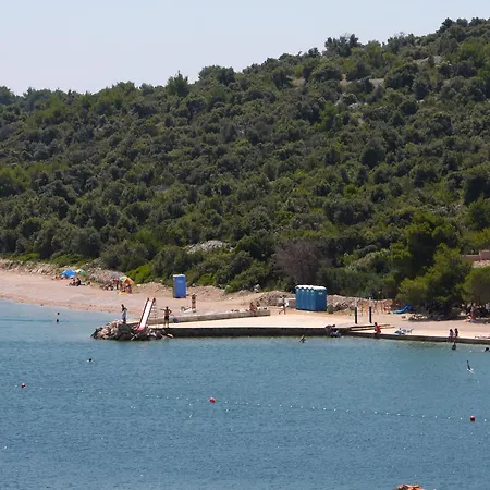 Apartment Jezera 5121b Tisno